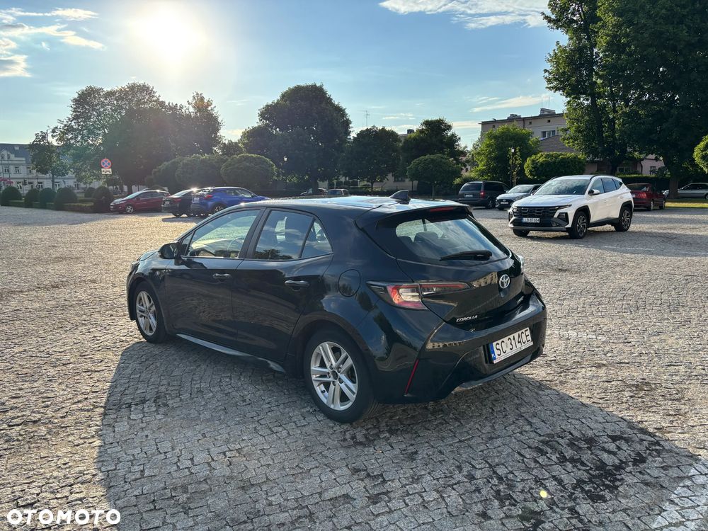 Toyota Corolla - 4