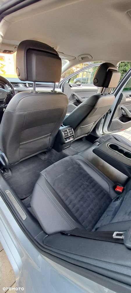 Volkswagen Passat Variant - 23