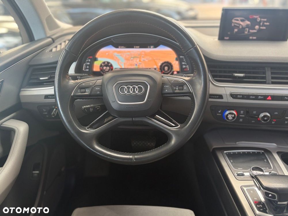 Audi Q7 - 13