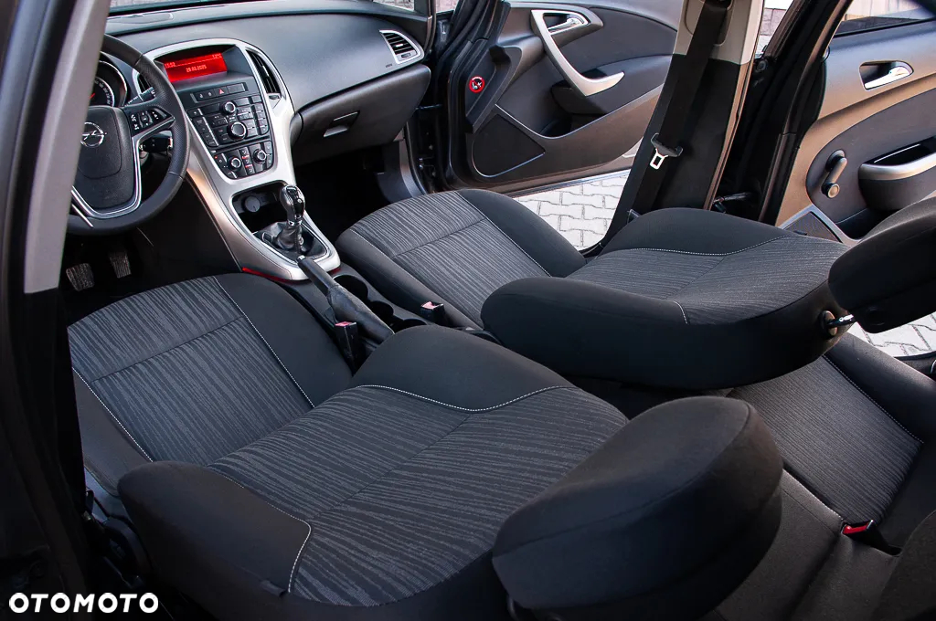Opel Astra 1.6 Active - 25