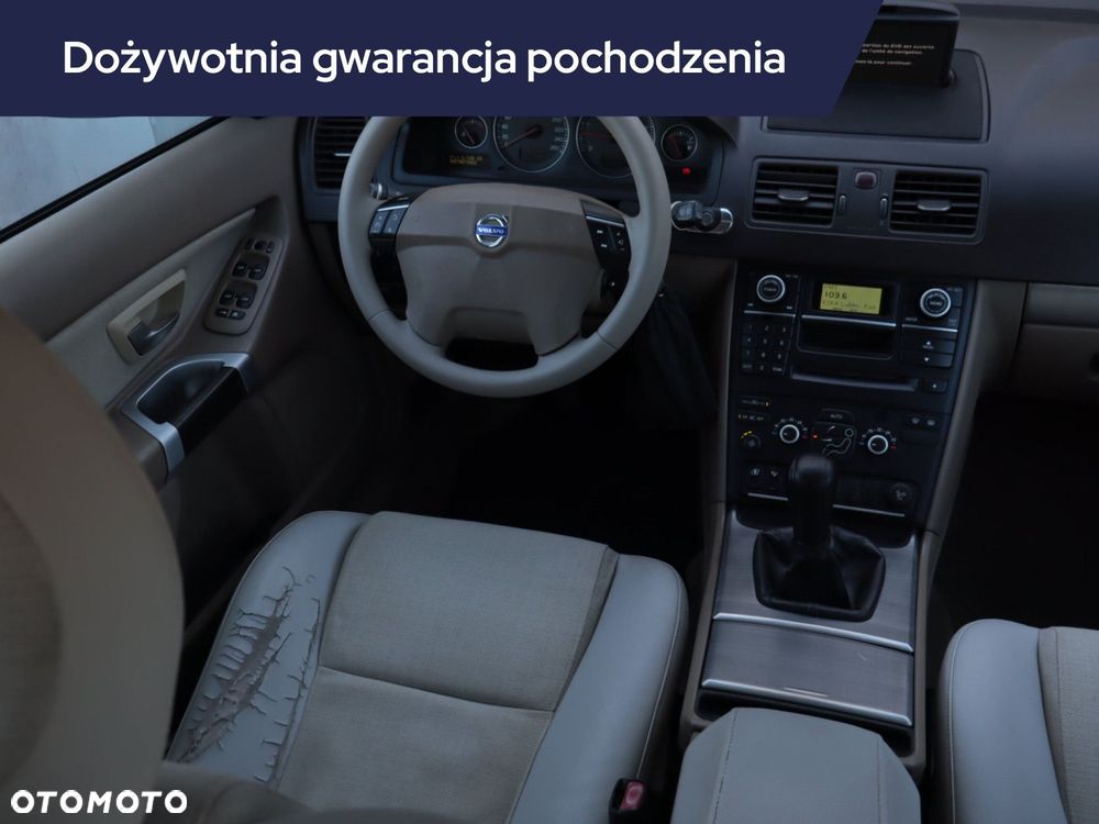Volvo XC 90 - 9