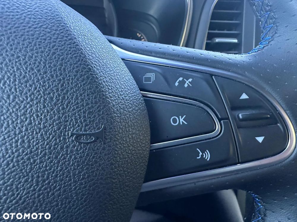 Renault Megane Grandtour TCe 140 GPF GT LINE - 27