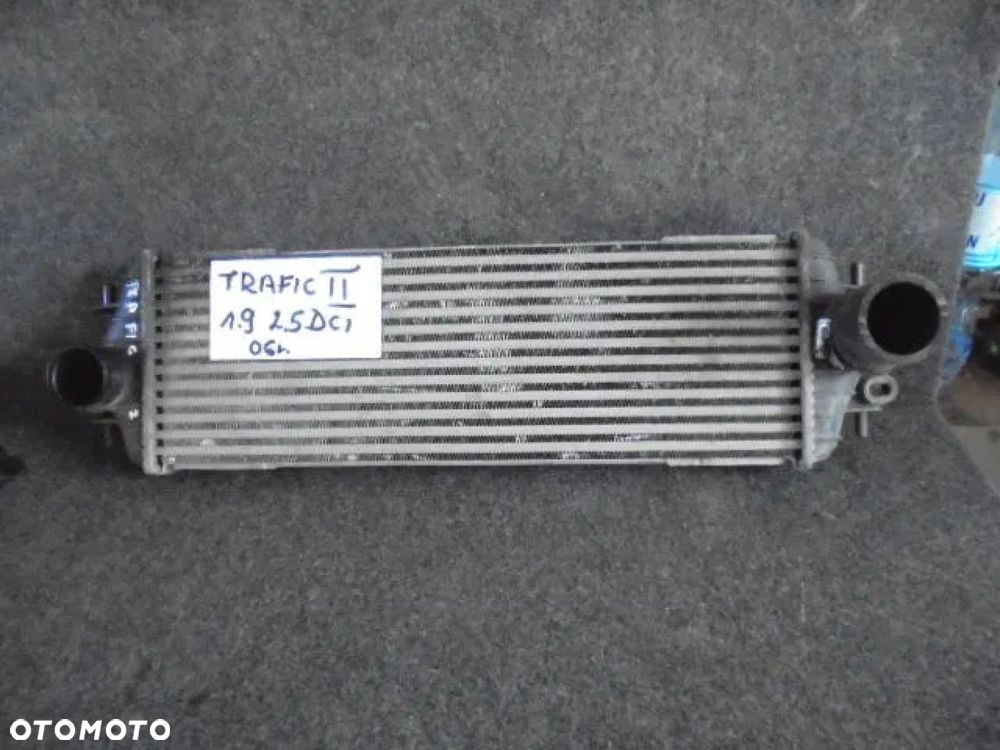 TRAFIC II 1.9 2.5 DCI CHŁODNICA INTERCOOLER - 1