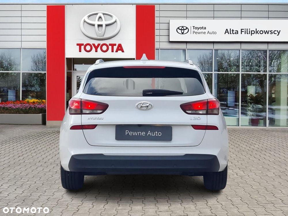 Hyundai i30 1.0 T-GDI GO - 8