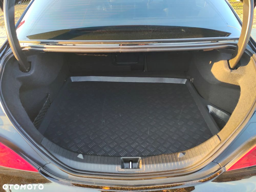 Mercedes-Benz CLA - 15