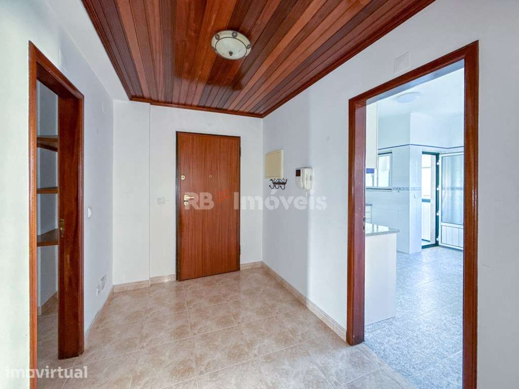 T3 Espaçoso no Entroncamento Conforto, Espaço e Localização Privile... - Grande imagem: 5/46