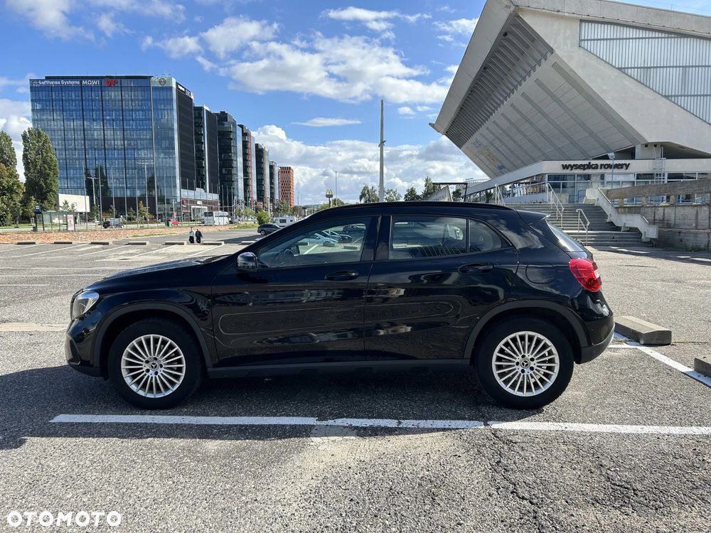 Mercedes-Benz GLA 200 7G-DCT Style - 9