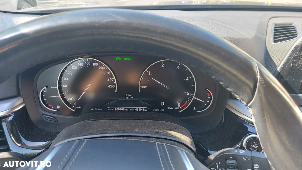 BMW Seria 5 520d xDrive Touring Aut. - 6