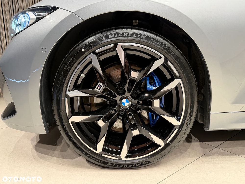 BMW Seria 3 M340i xDrive mHEV sport - 24