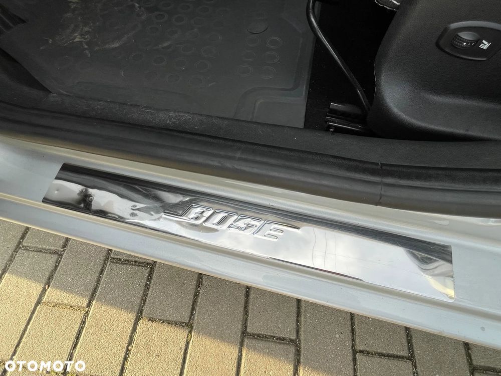 Renault Megane 2.0 140 CVT Bose Edition - 17