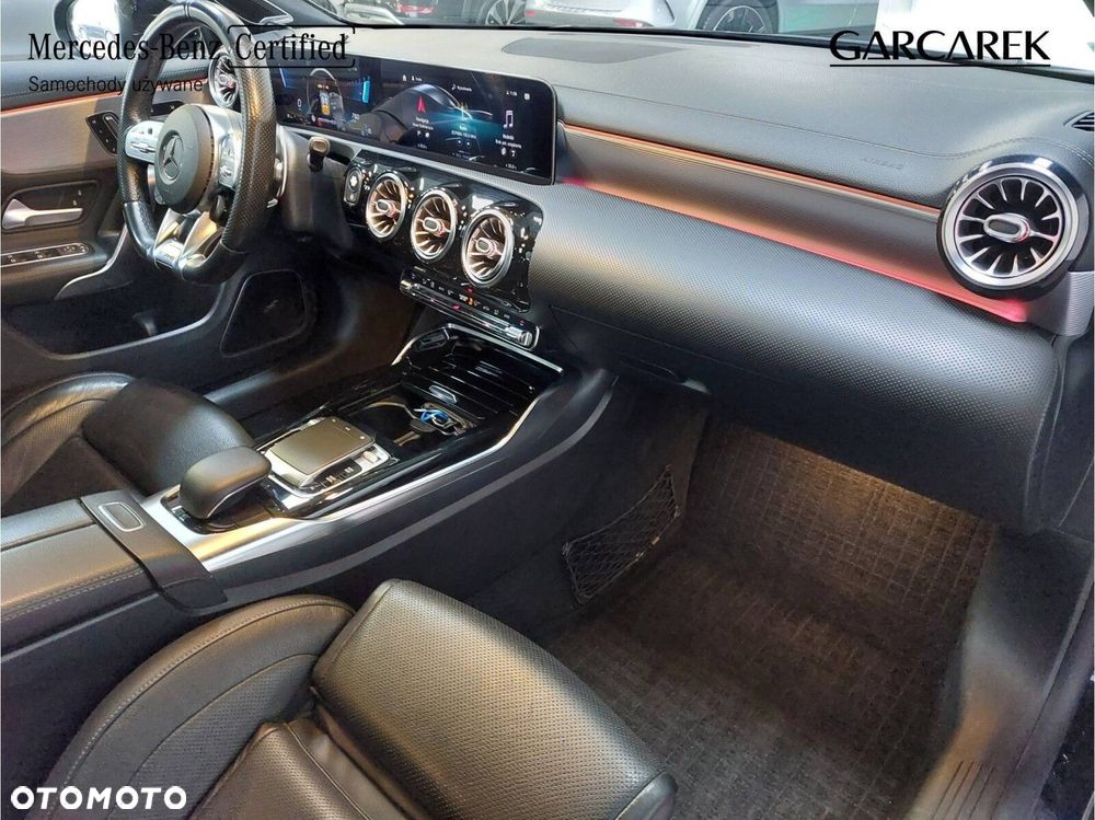 Mercedes-Benz CLA AMG 35 4-Matic 7G-DCT - 23