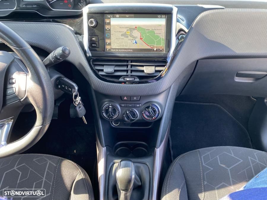 Peugeot 2008 1.2 VTi Active - 5