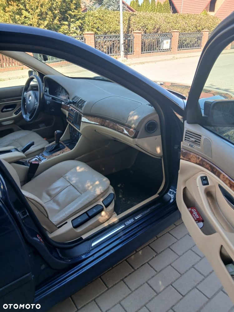 BMW Seria 5 - 12