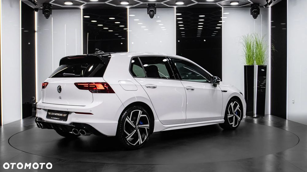 Volkswagen Golf 2.0 TSI 4Motion R DSG - 10