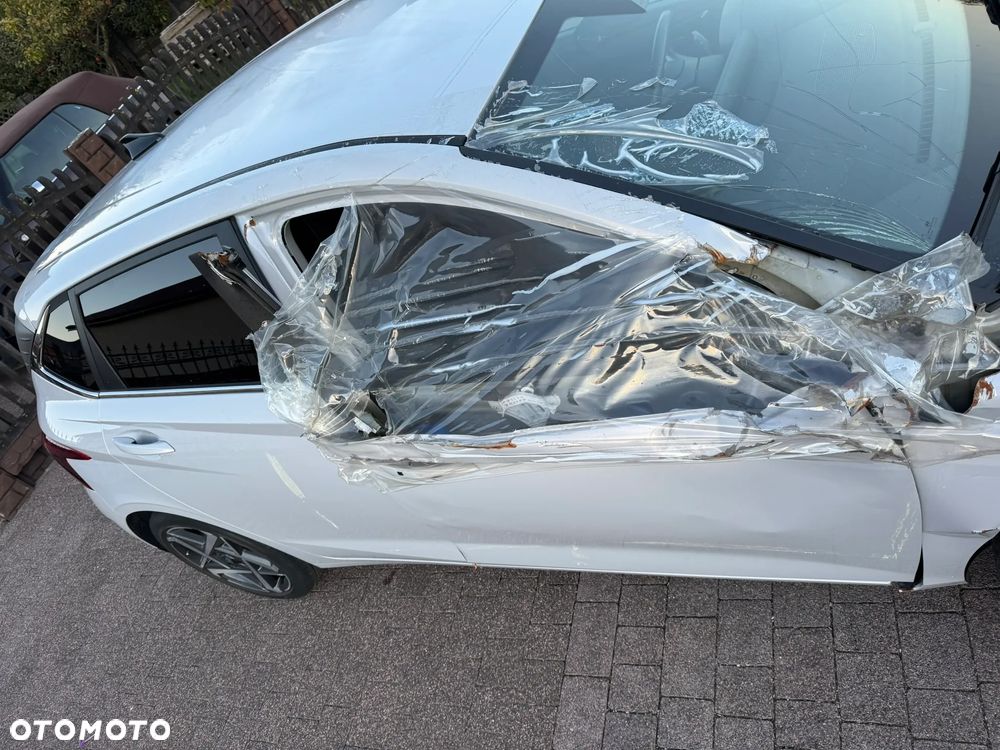Hyundai i20 - 13
