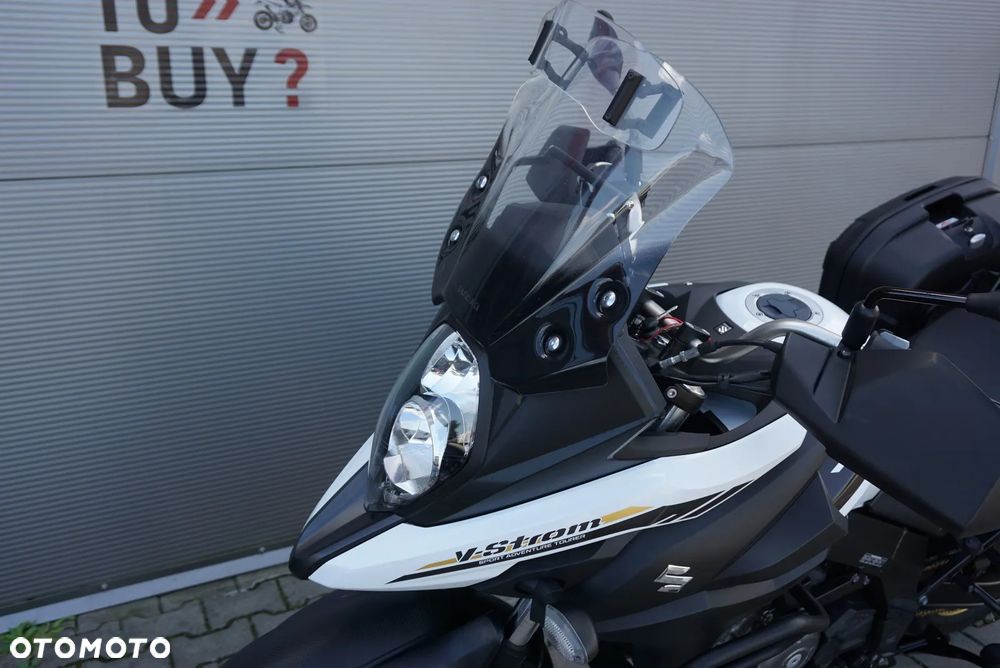 Suzuki V-STROM - 10