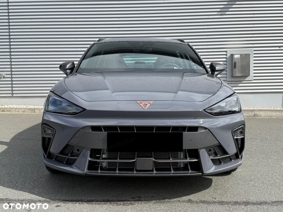 Cupra Leon Sportstourer - 3