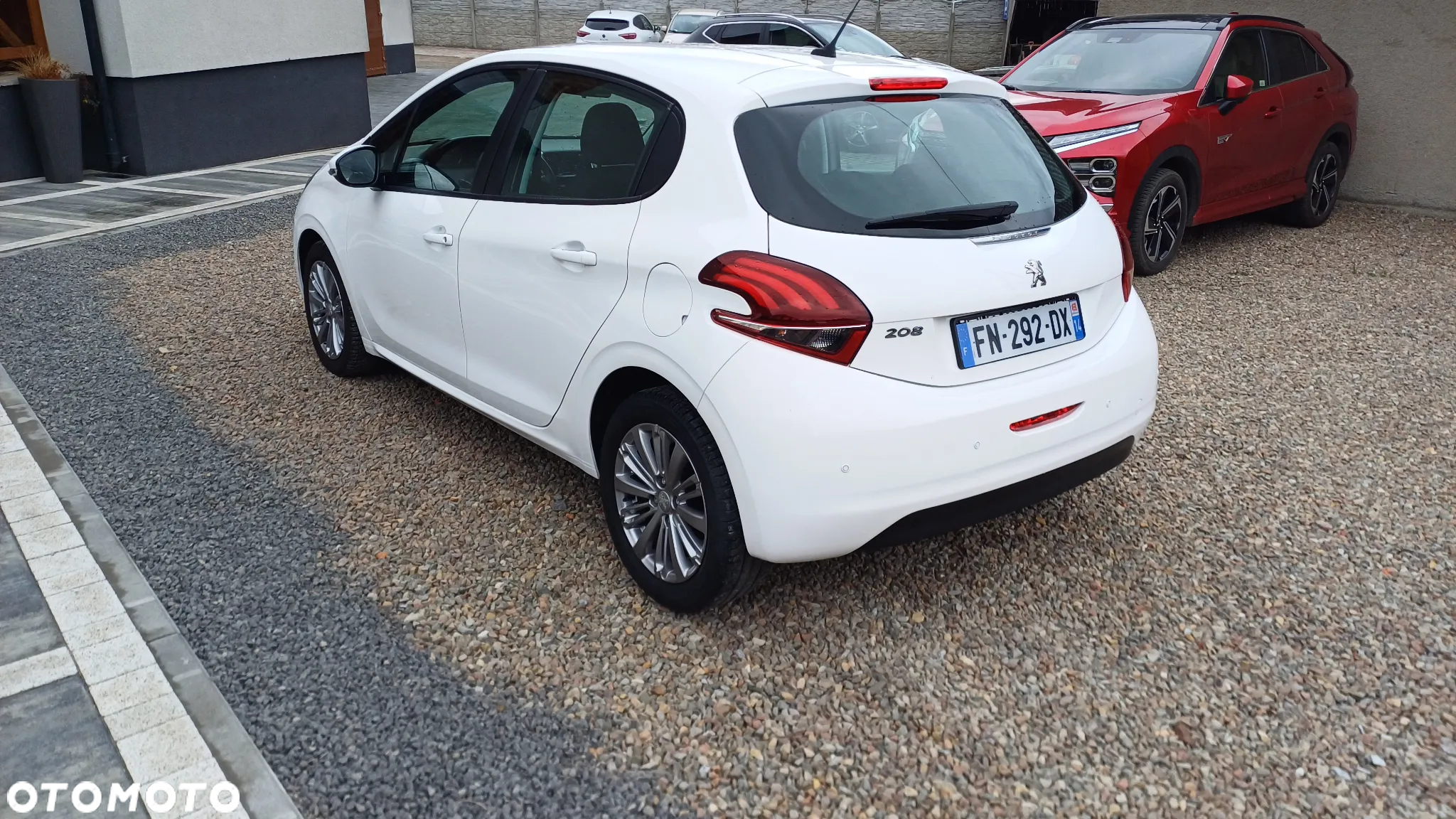Peugeot 208 1.2 PureTech Active - 4