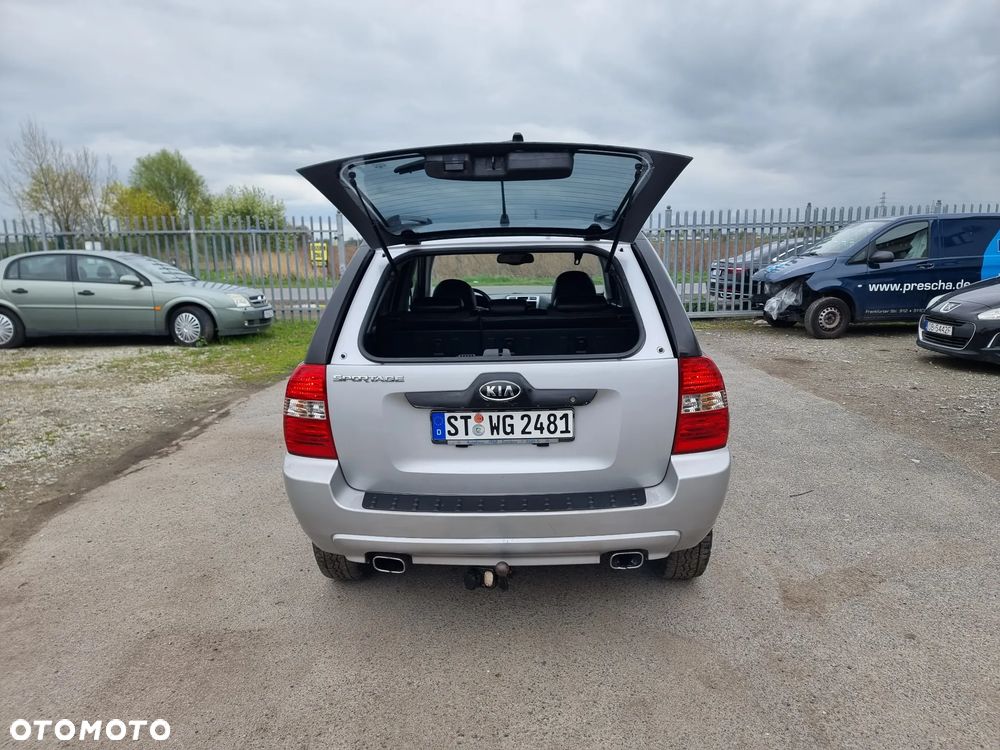 Kia Sportage 2.0 CRDI EX - 6