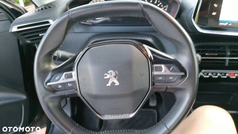 Peugeot 208 1.2 PureTech GPF Allure S&S - 29