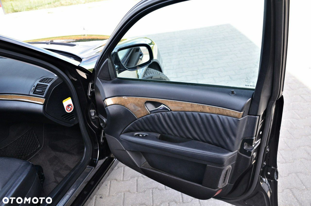 Mercedes-Benz Klasa E - 18