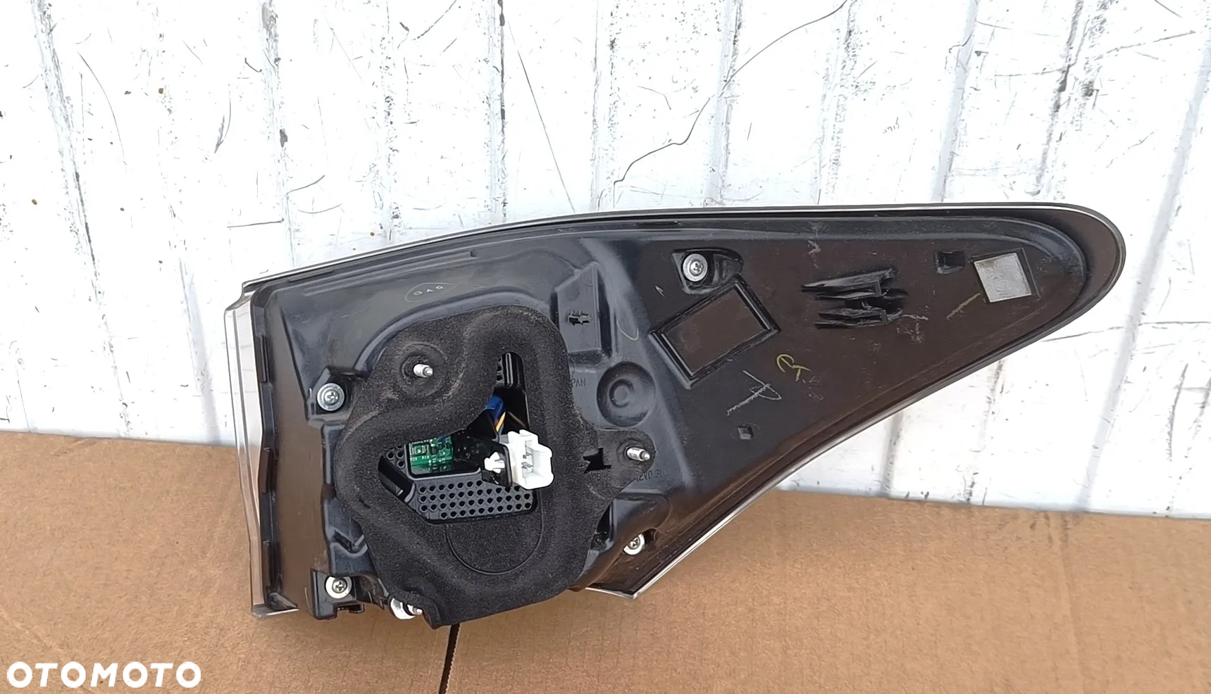 LEXUS GS IV LIFT LAMPA LEWA LED TYŁ - 3