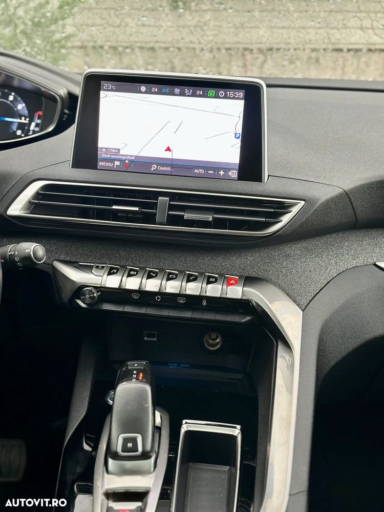 Peugeot 3008 - 13