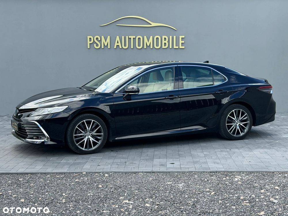 Toyota Camry 2.5 Hybrid Executive CVT - 2
