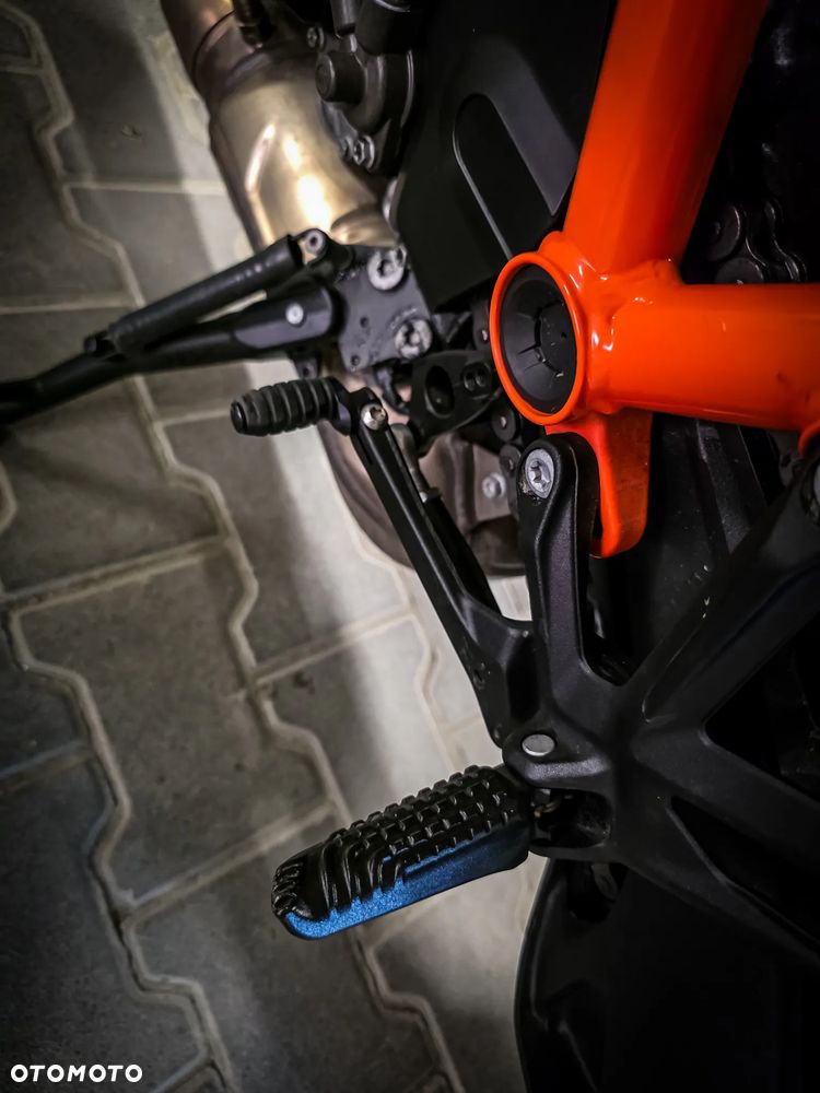 KTM Super Duke - 32