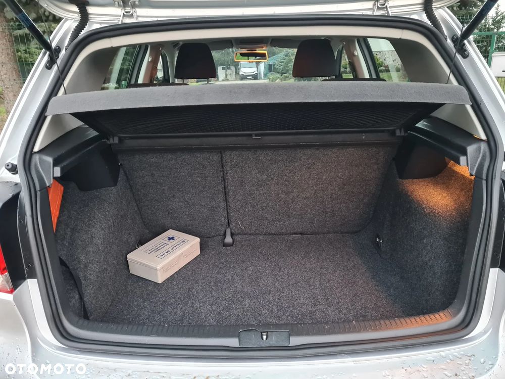 Volkswagen Golf - 12