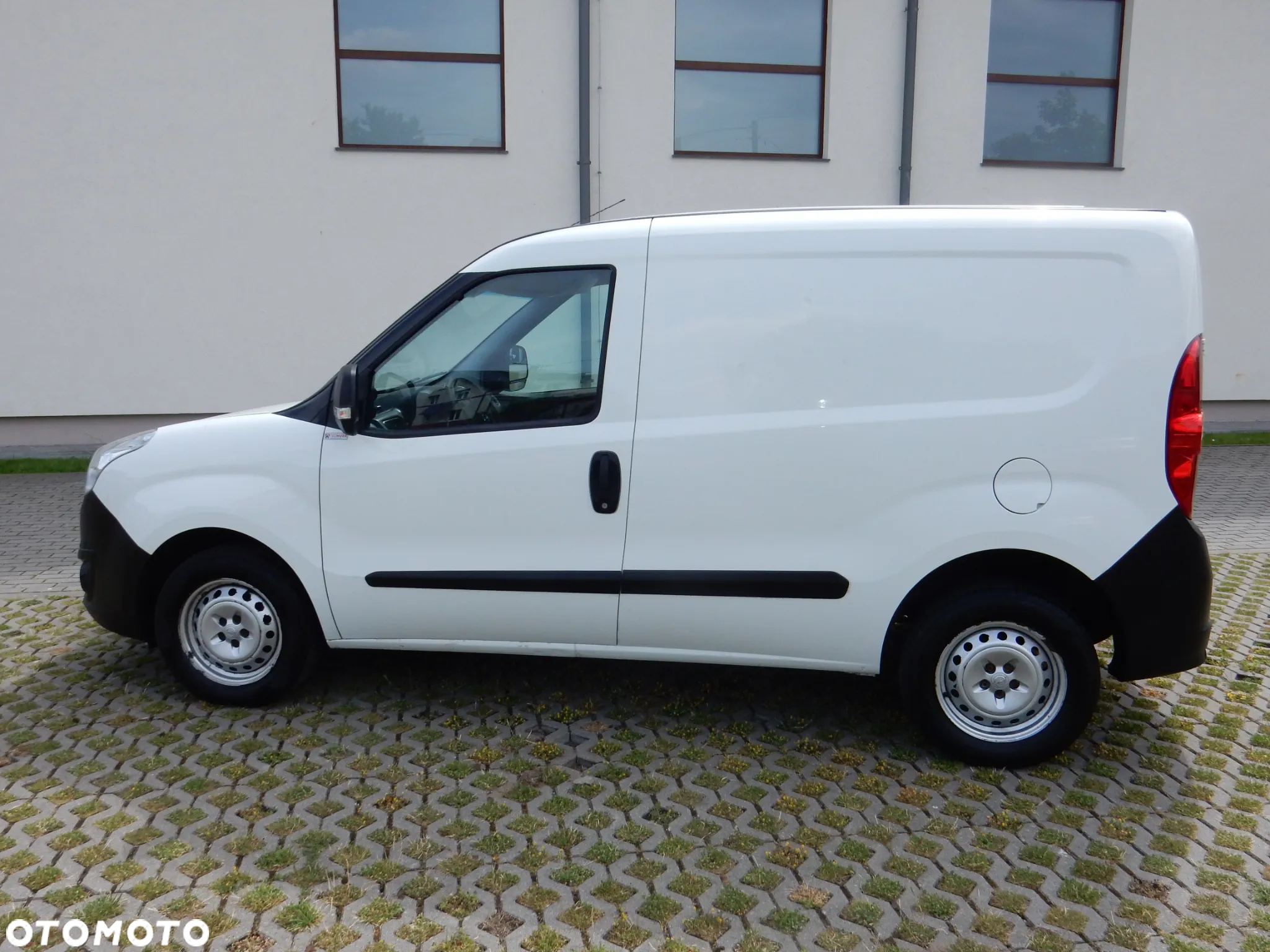 Opel Combo - 8