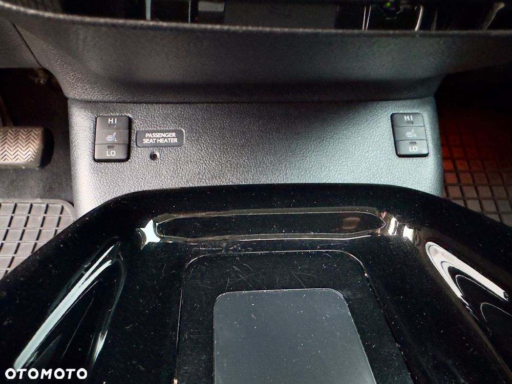 Toyota Prius 1.8 Hybrid Executive - 27