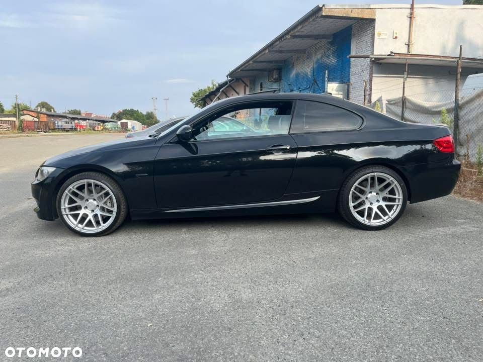 BMW Seria 3 335i M Sport Edition - 1