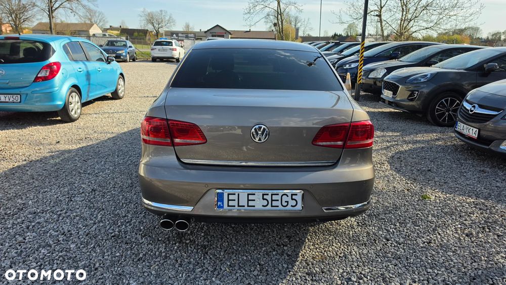 Volkswagen Passat 2.0 TDI Highline DSG - 5