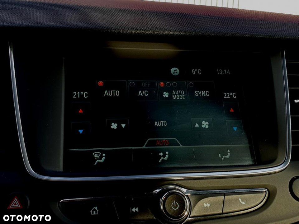 Opel Crossland X - 23