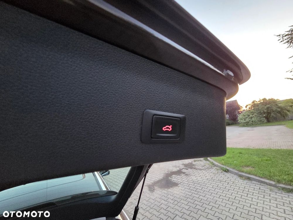 Audi A4 Avant 2.0 TDI DPF clean diesel quattro S tronic S line Sportpaket - 23