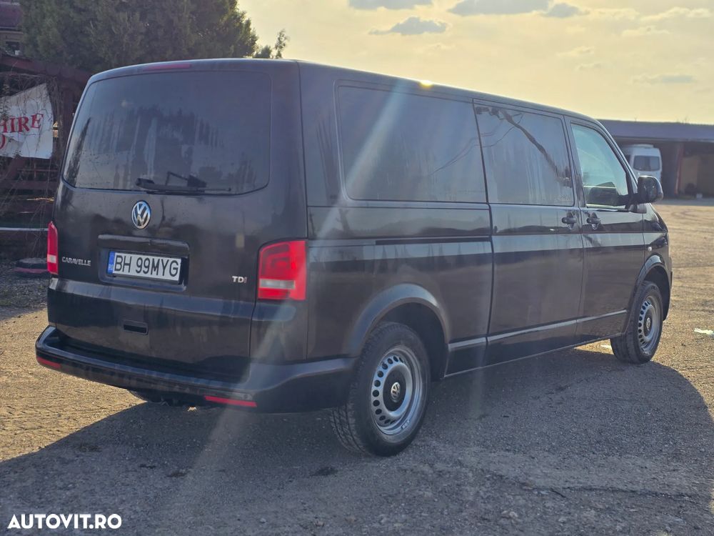 Volkswagen Caravelle - 10