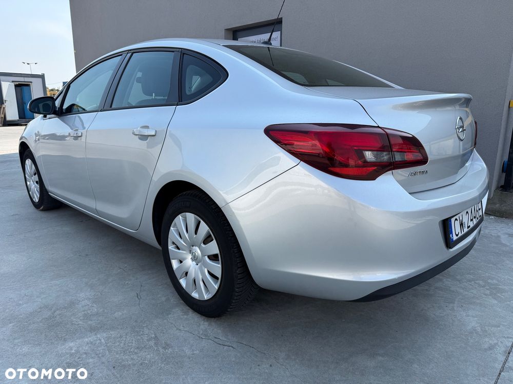 Opel Astra 1.6 Essentia EU6 - 5
