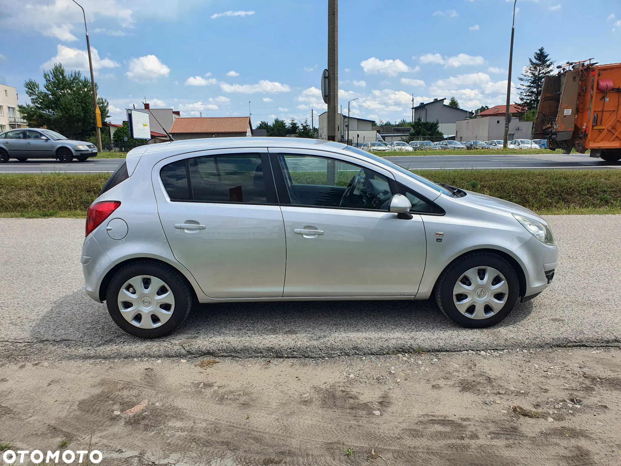 Opel Corsa 1.2 16V Enjoy - 4