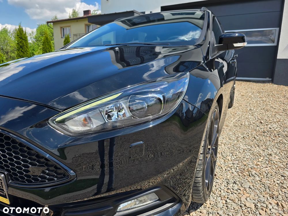 Ford Focus - 17
