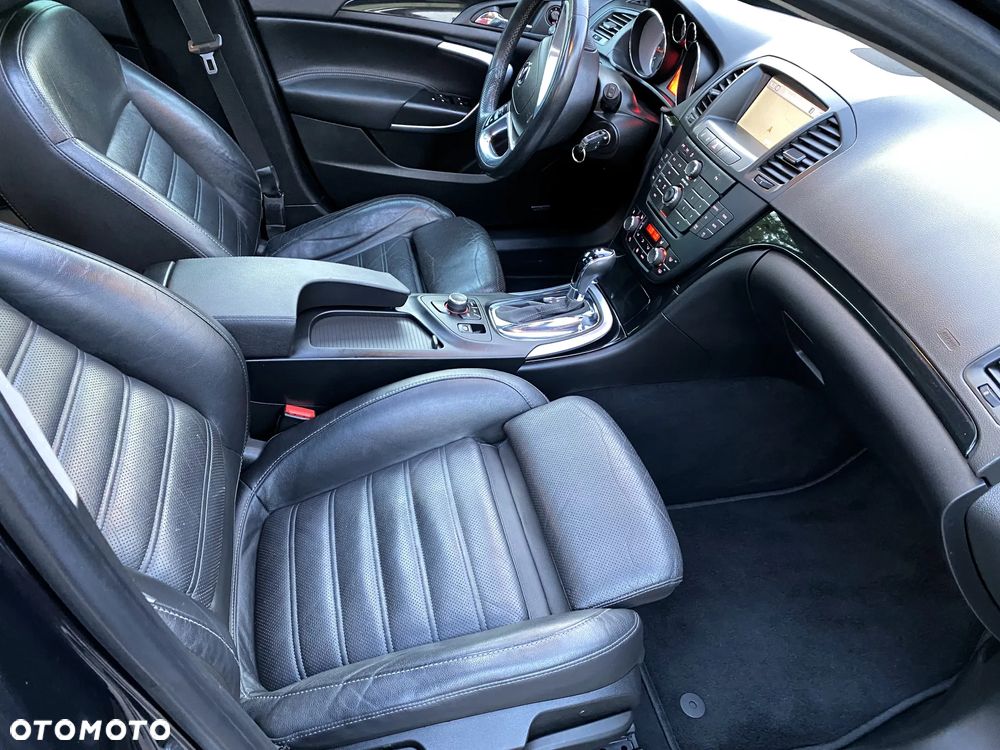 Opel Insignia 2.0 T Cosmo 4x4 - 35