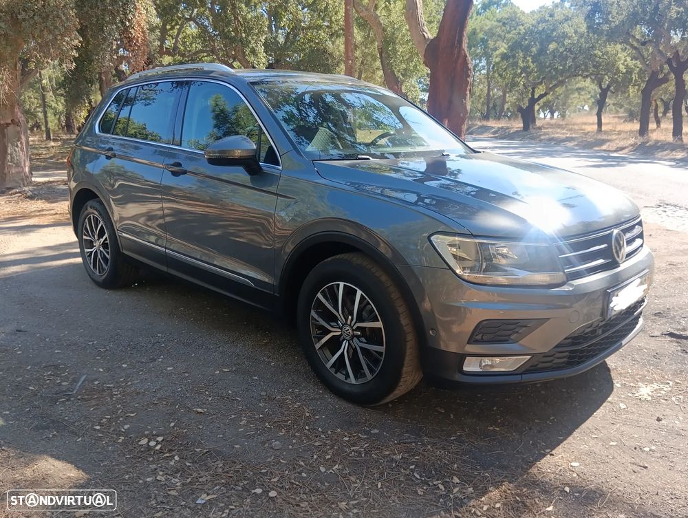 VW Tiguan 1.6 TDI Confortline - 1