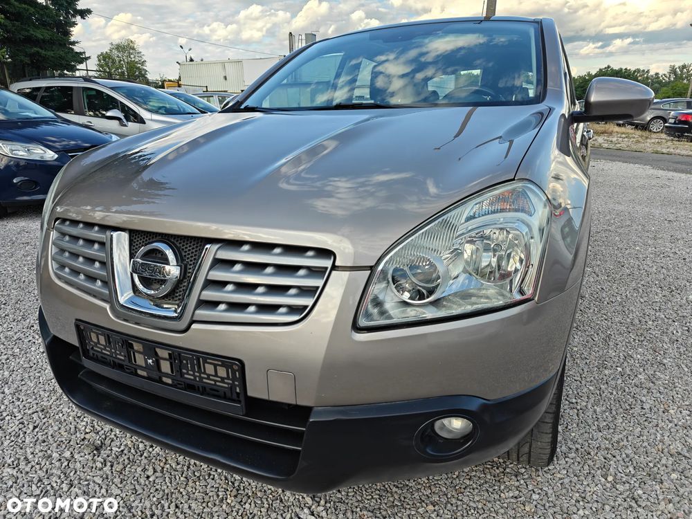 Nissan Qashqai - 1