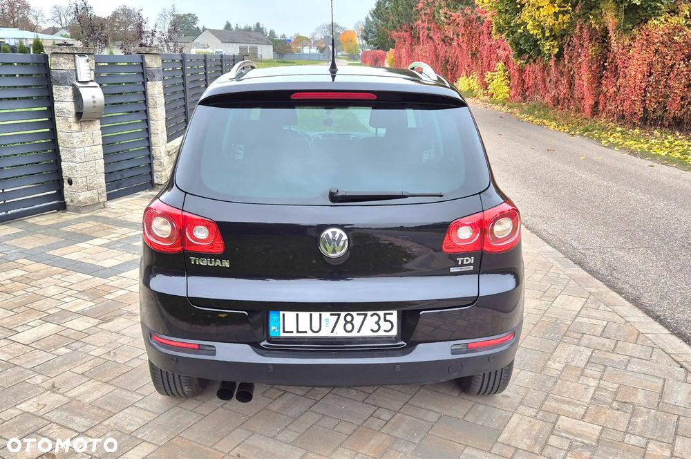 Volkswagen Tiguan 2.0 TDI DPF BlueMotion Technology Sport & Style - 13