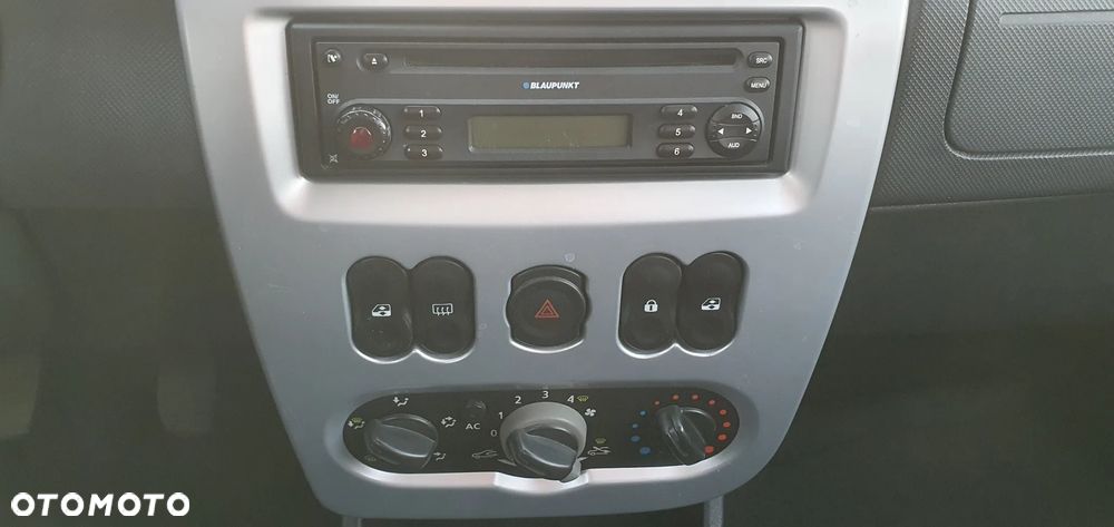 Dacia Sandero 1.4 MPI Laureate - 14