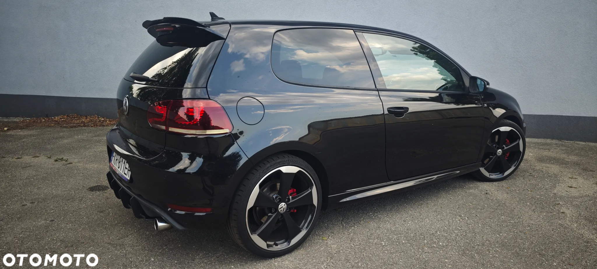 Volkswagen Golf 2.0 GTI DSG Edition 35 - 3
