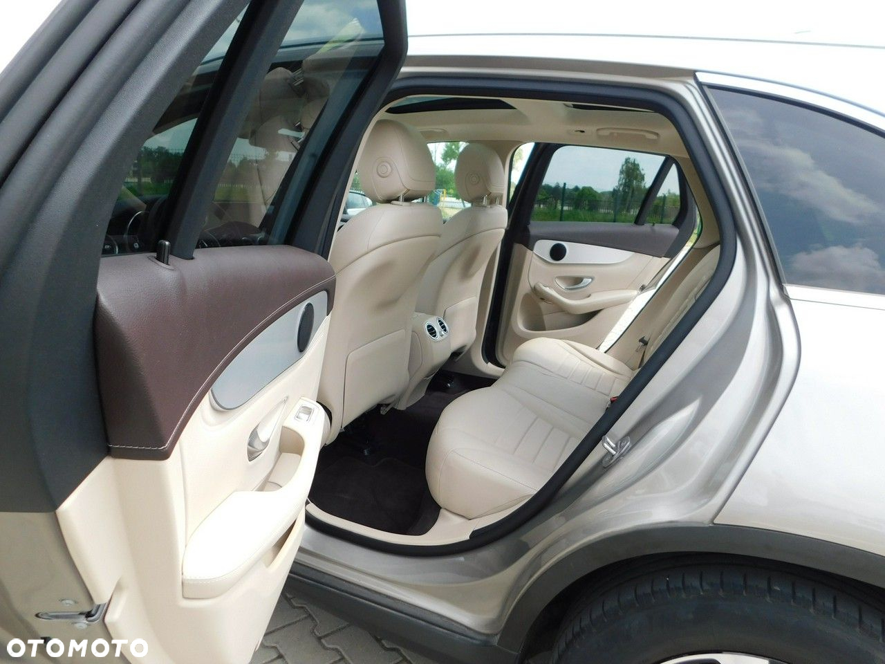 Mercedes-Benz GLC 200 d Business Edition - 11
