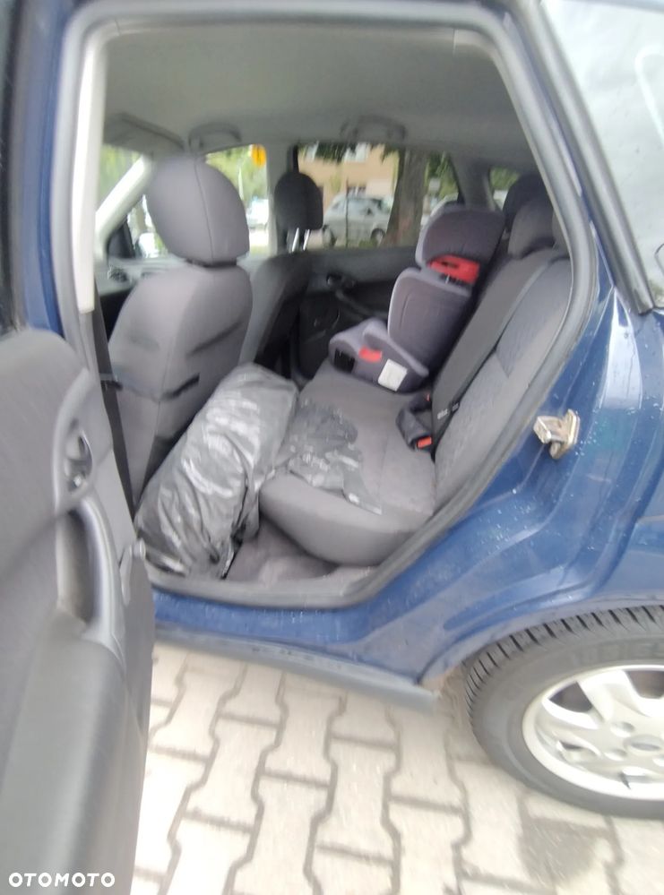 Ford Focus 1.6 Comfort - 10