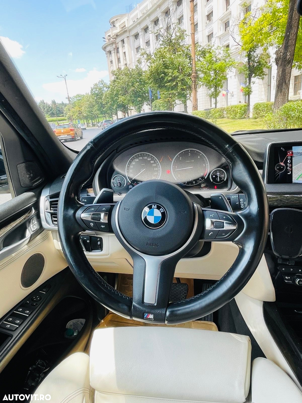 BMW X5 xDrive30d - 12