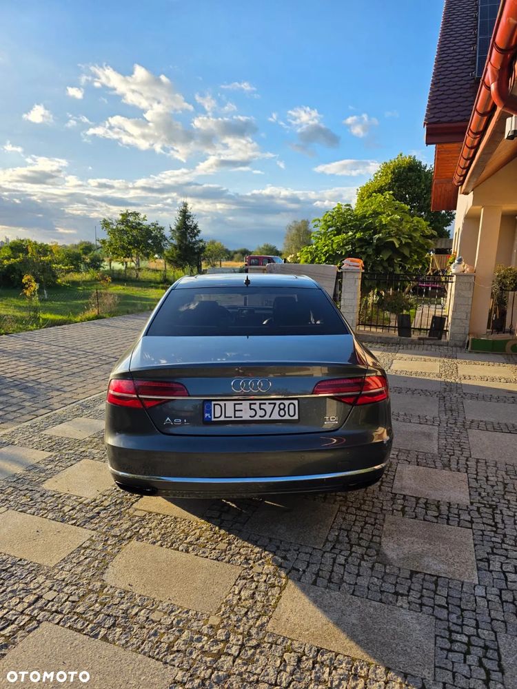Audi A8 - 10
